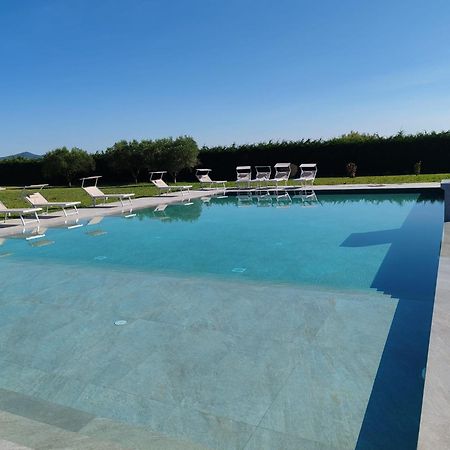 Residence La Pace - Pool & Relax Marina di Grosseto Bagian luar foto