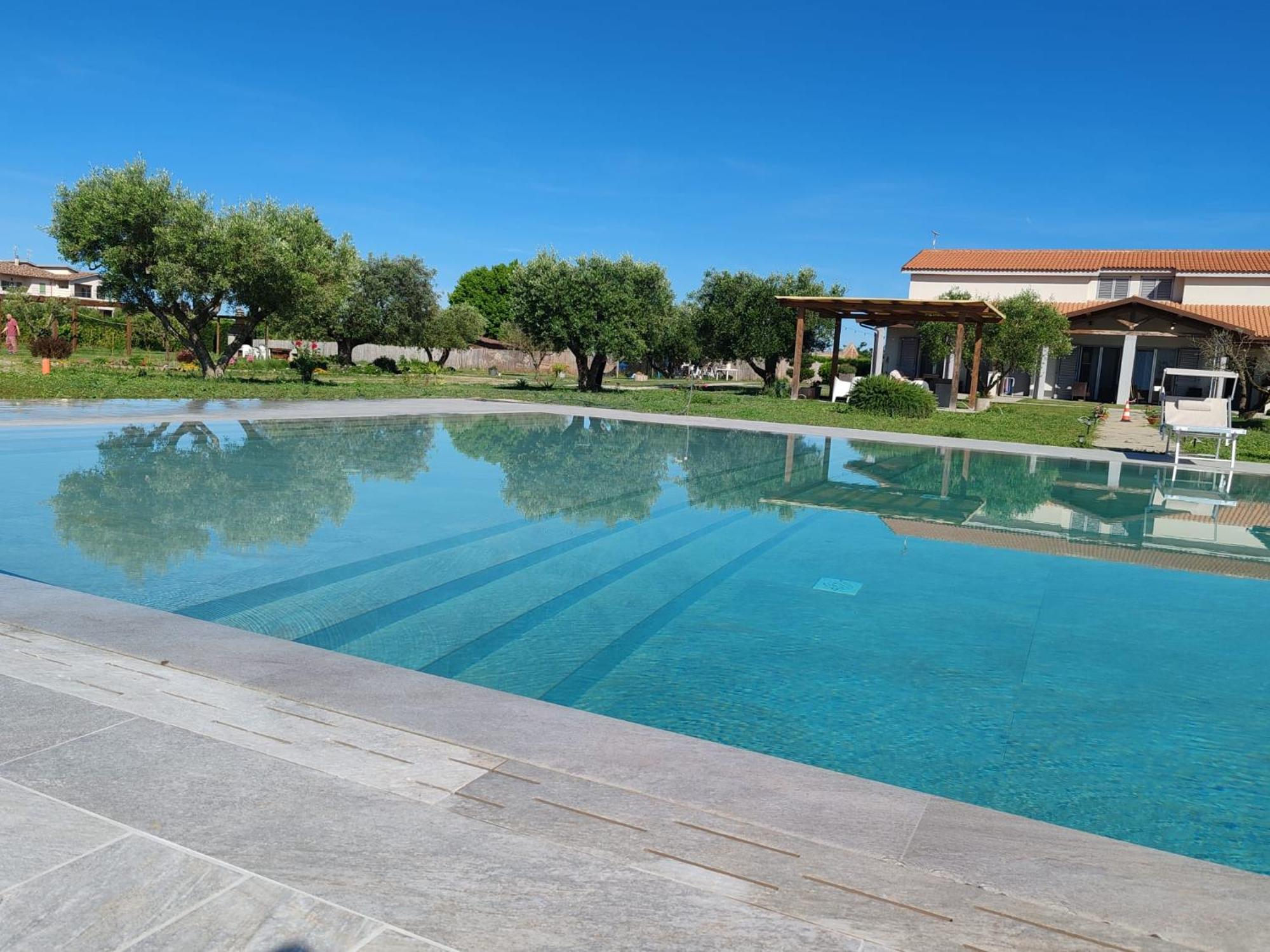 Residence La Pace - Pool & Relax Marina di Grosseto Bagian luar foto