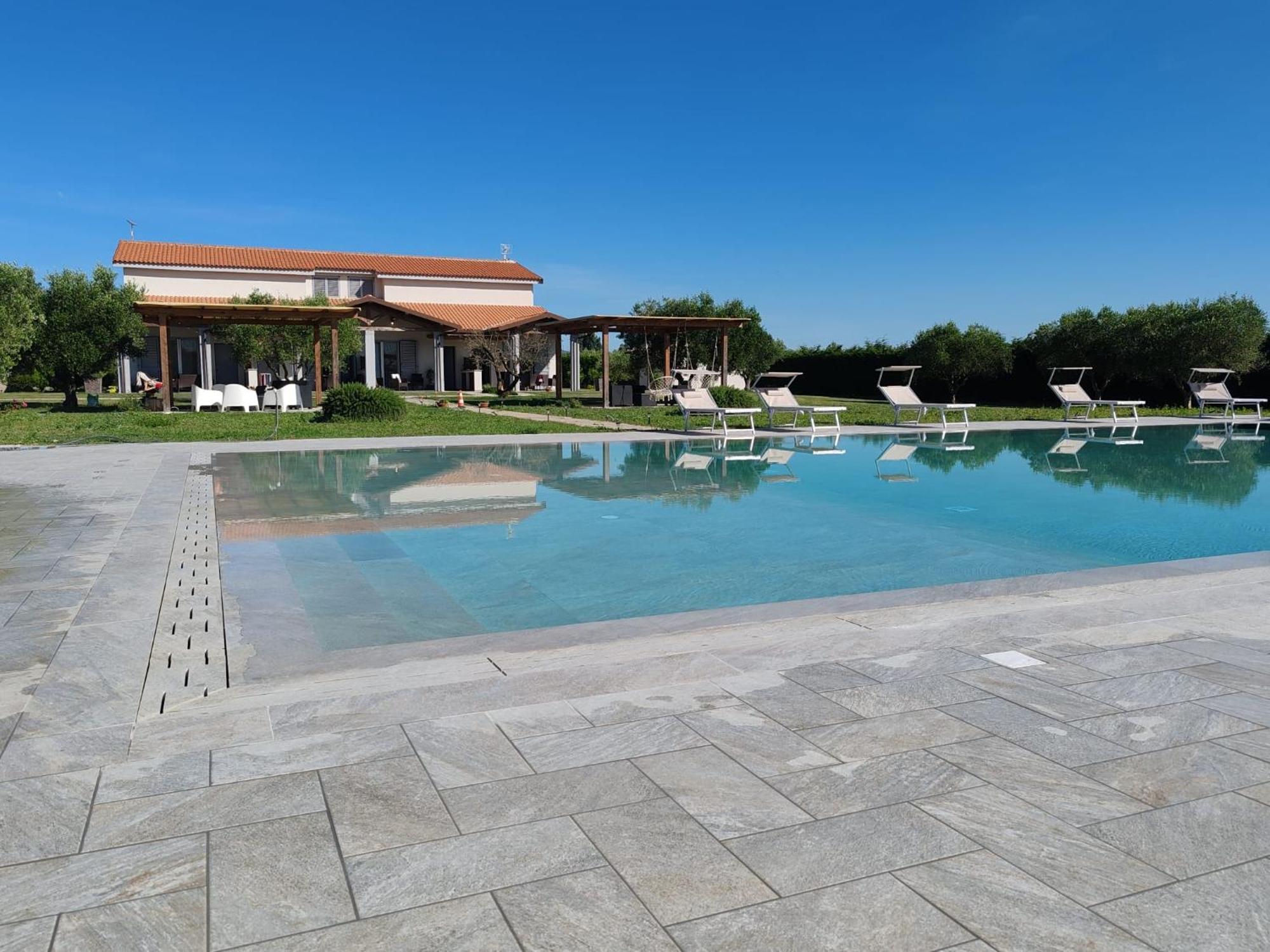Residence La Pace - Pool & Relax Marina di Grosseto Bagian luar foto